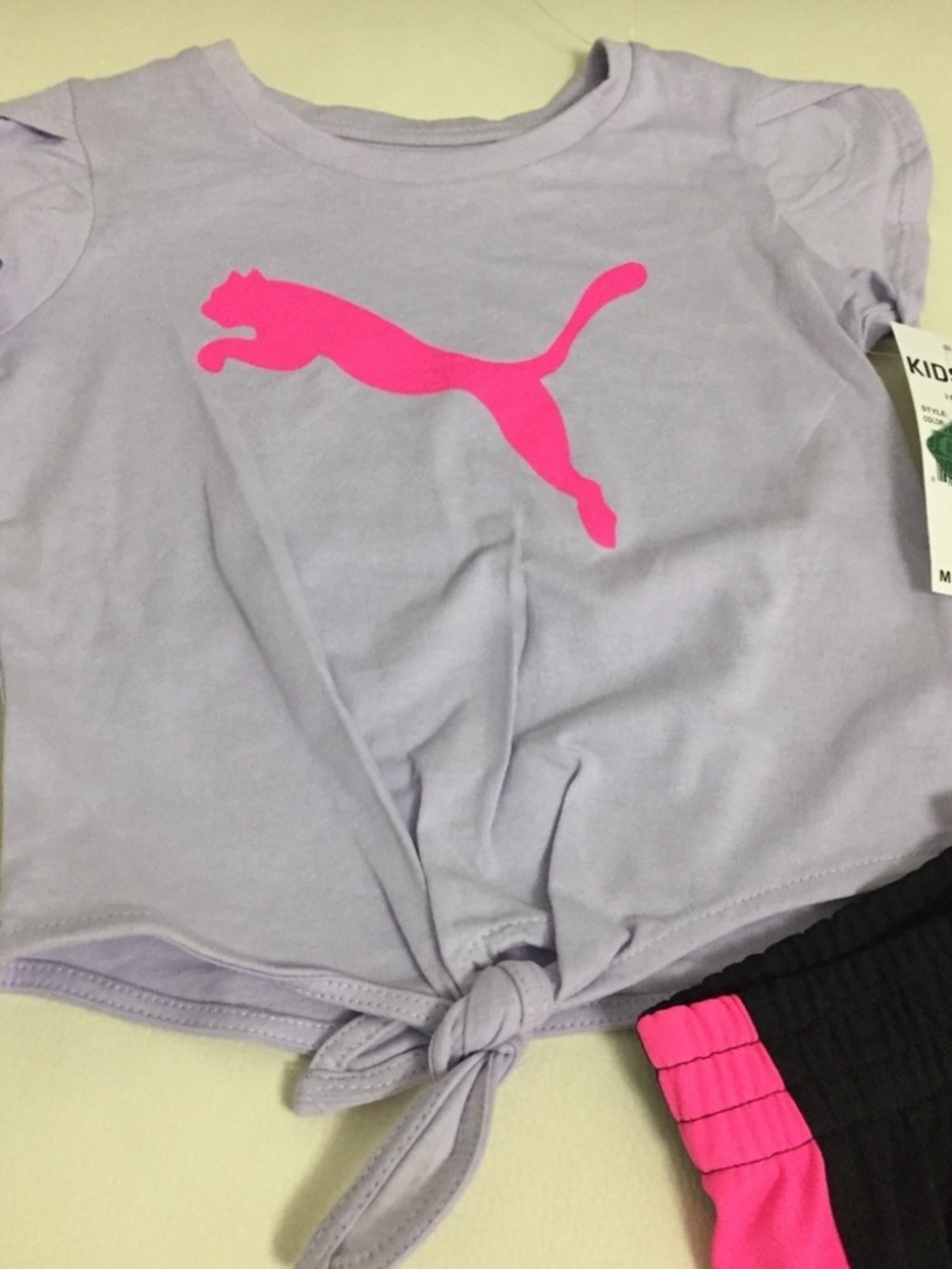 Puma cute pink purple shorts outfit - Picture 4 of 7